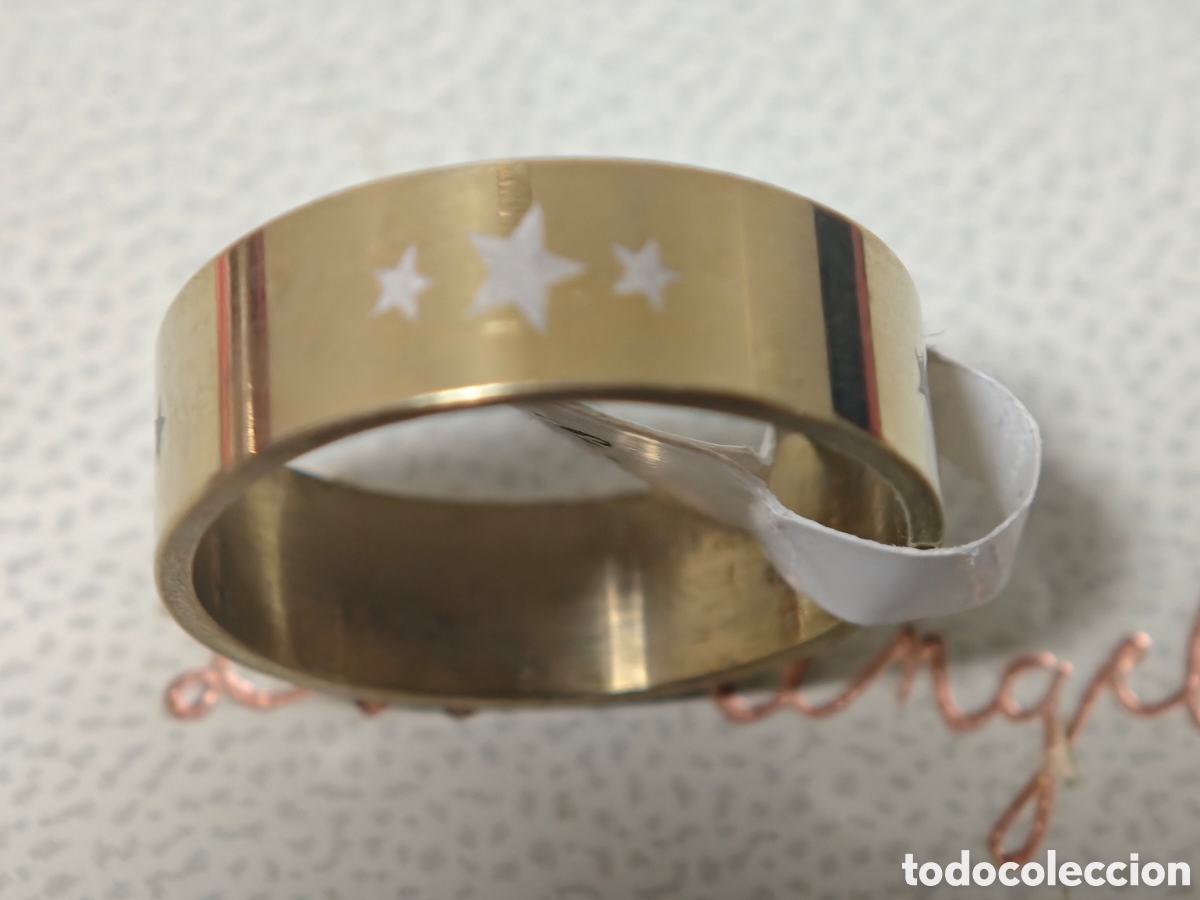 Joyeria: Anillo acero inoxidable con ba&ntilde;o de oro nuevo