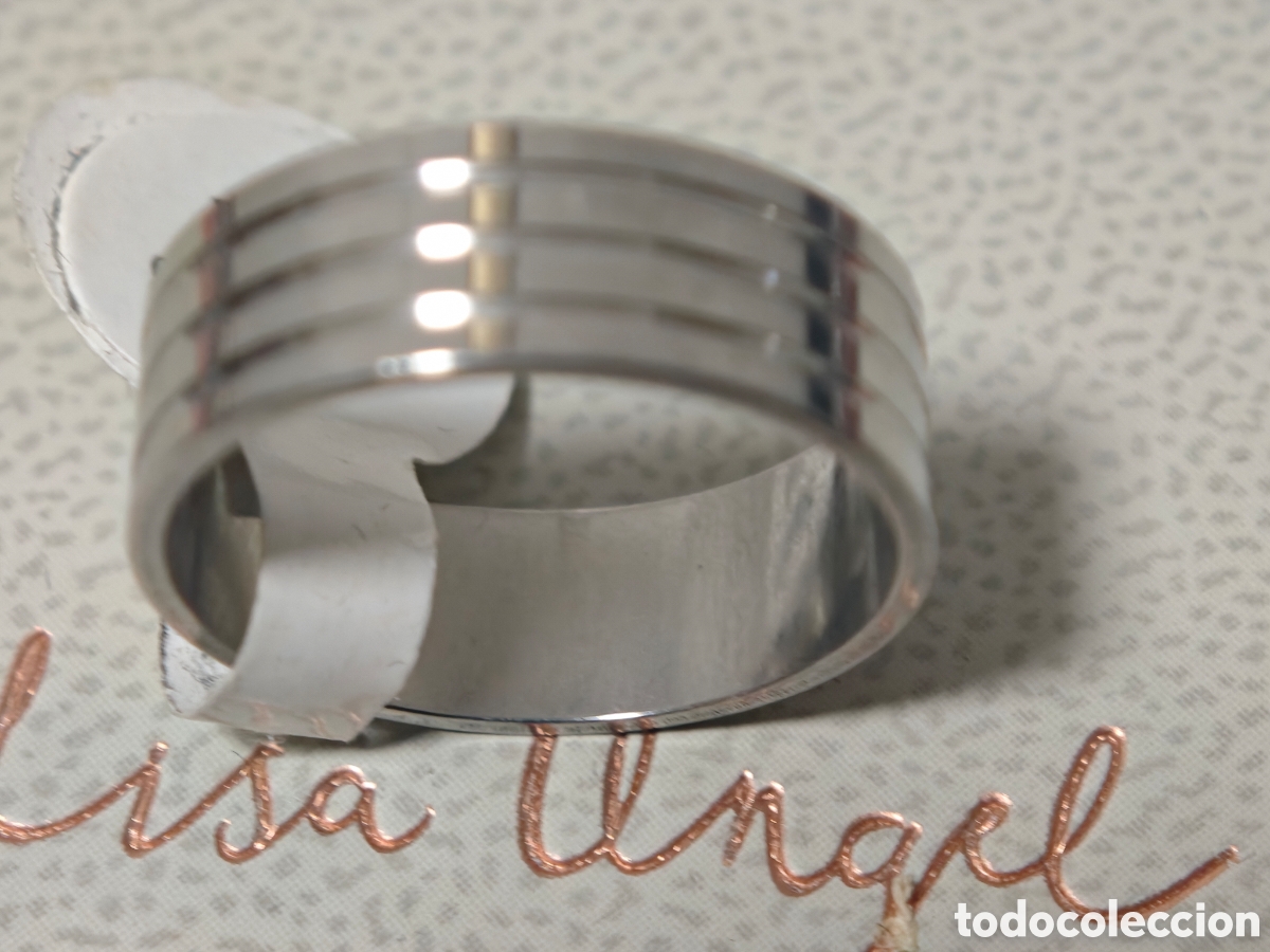 Joyeria: Bonito anillo de acero inoxidable nuevo