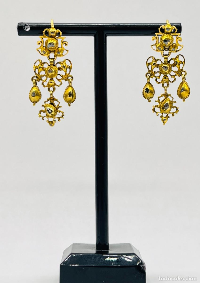 Joyeria: Pareja pendientes charros o de charra salamanca oro 18K diamantes talla rosa siglo XVIII