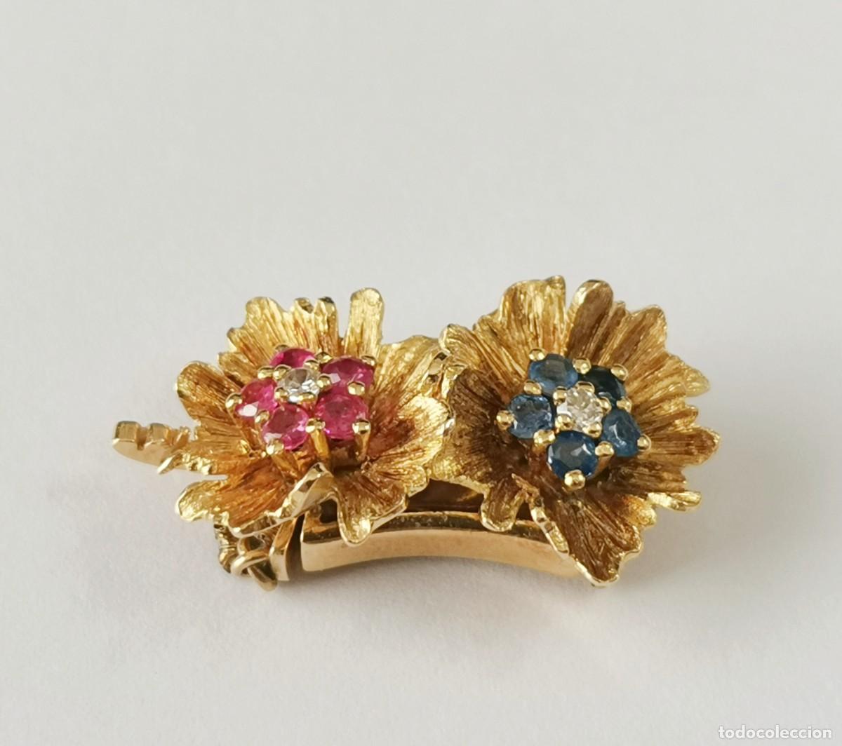 Joyeria: Collar perlas y cierre Floral de Oro Amarillo 18k con Rub&iacute;es, Zafiros y Diamantes (7,02 gr) 75 cm