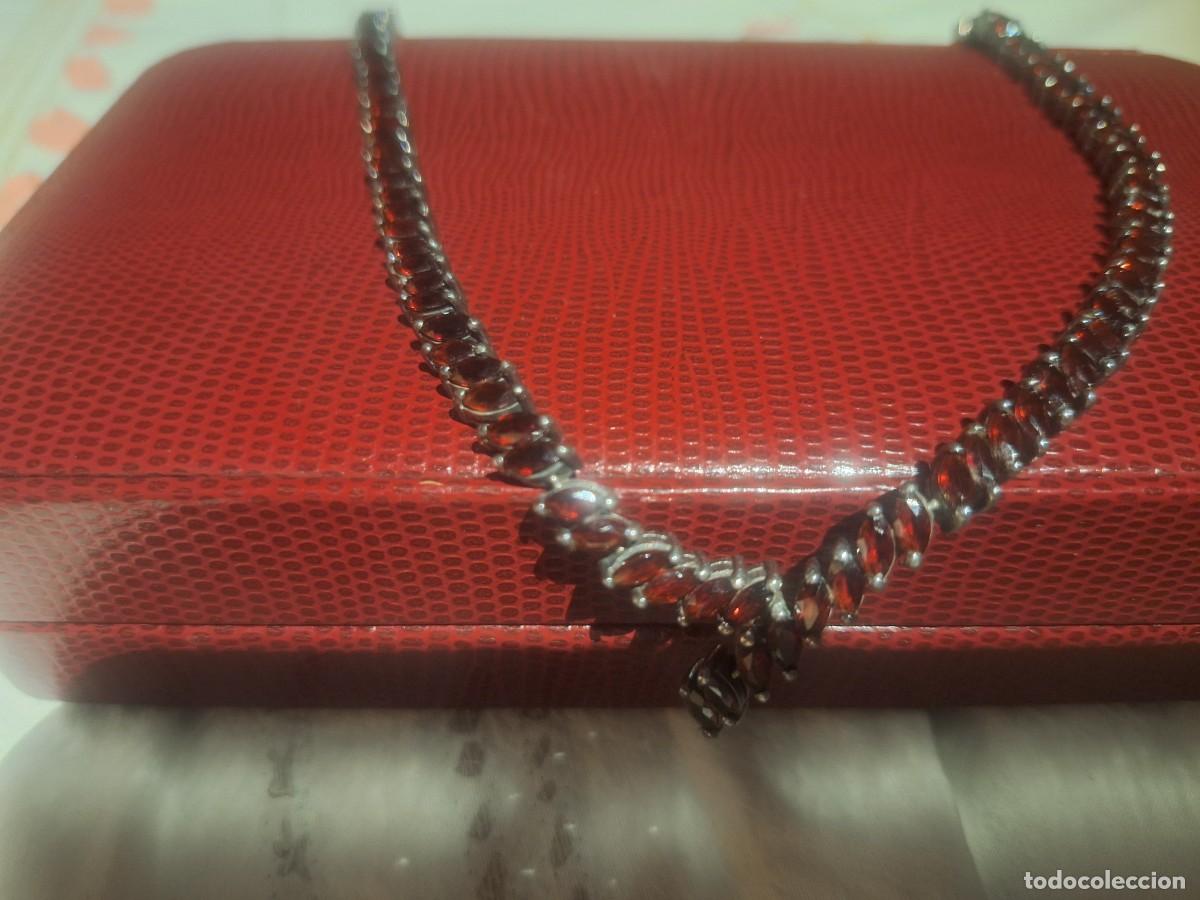 Joyeria: Collar de granates montado en plata