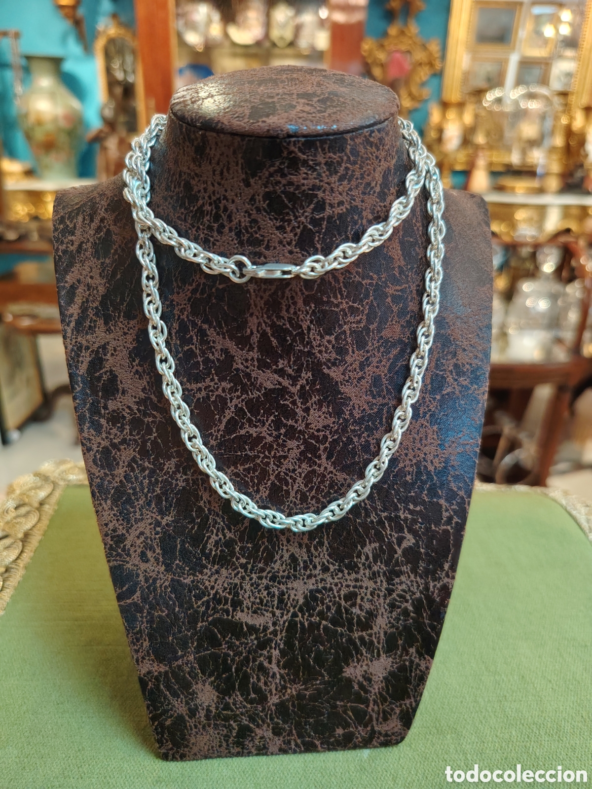 Joyeria: Elegante cord&oacute;n de plata 925. - Dise&ntilde;o de cadena con eslabones. - Acabado brillante.