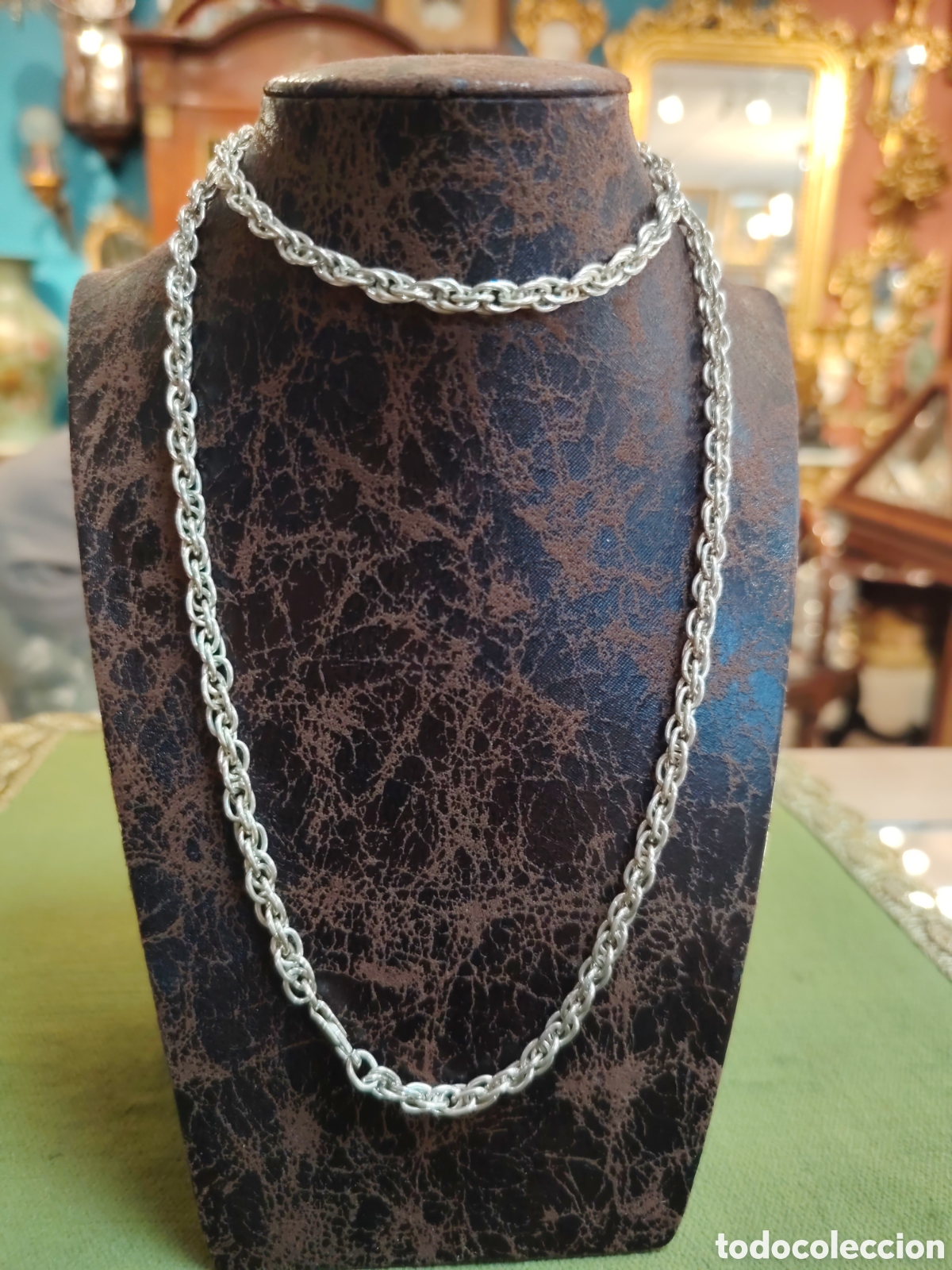 Joyeria: Elegante cord&oacute;n de plata 925. - Dise&ntilde;o de cadena con eslabones. - Acabado brillante.