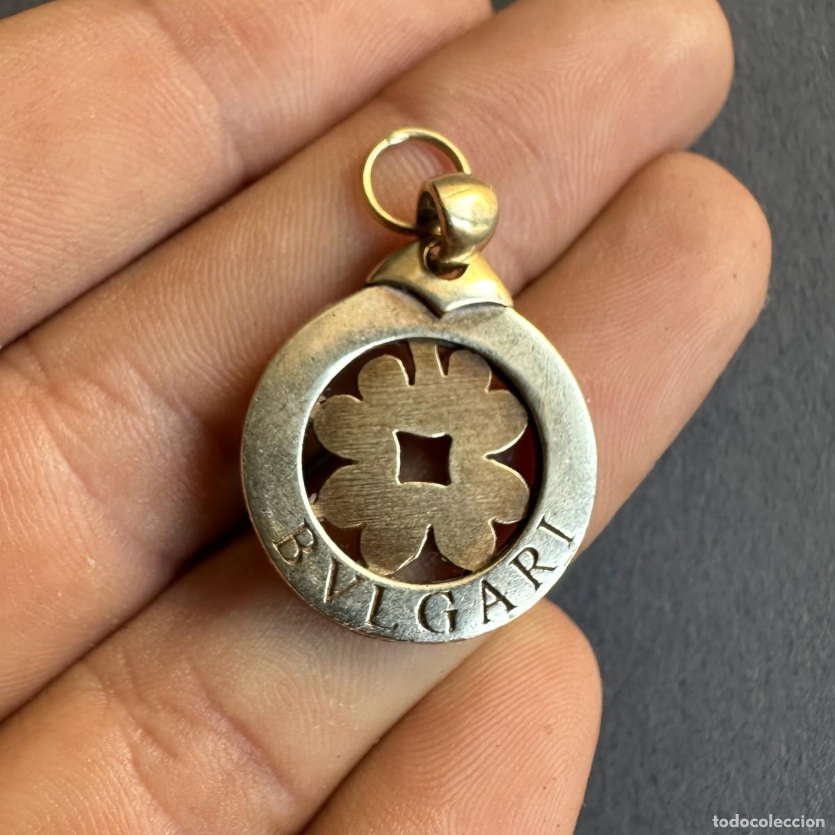 Joyeria: Colgante Dije de Bulgari - Oro de 18kts y acero -