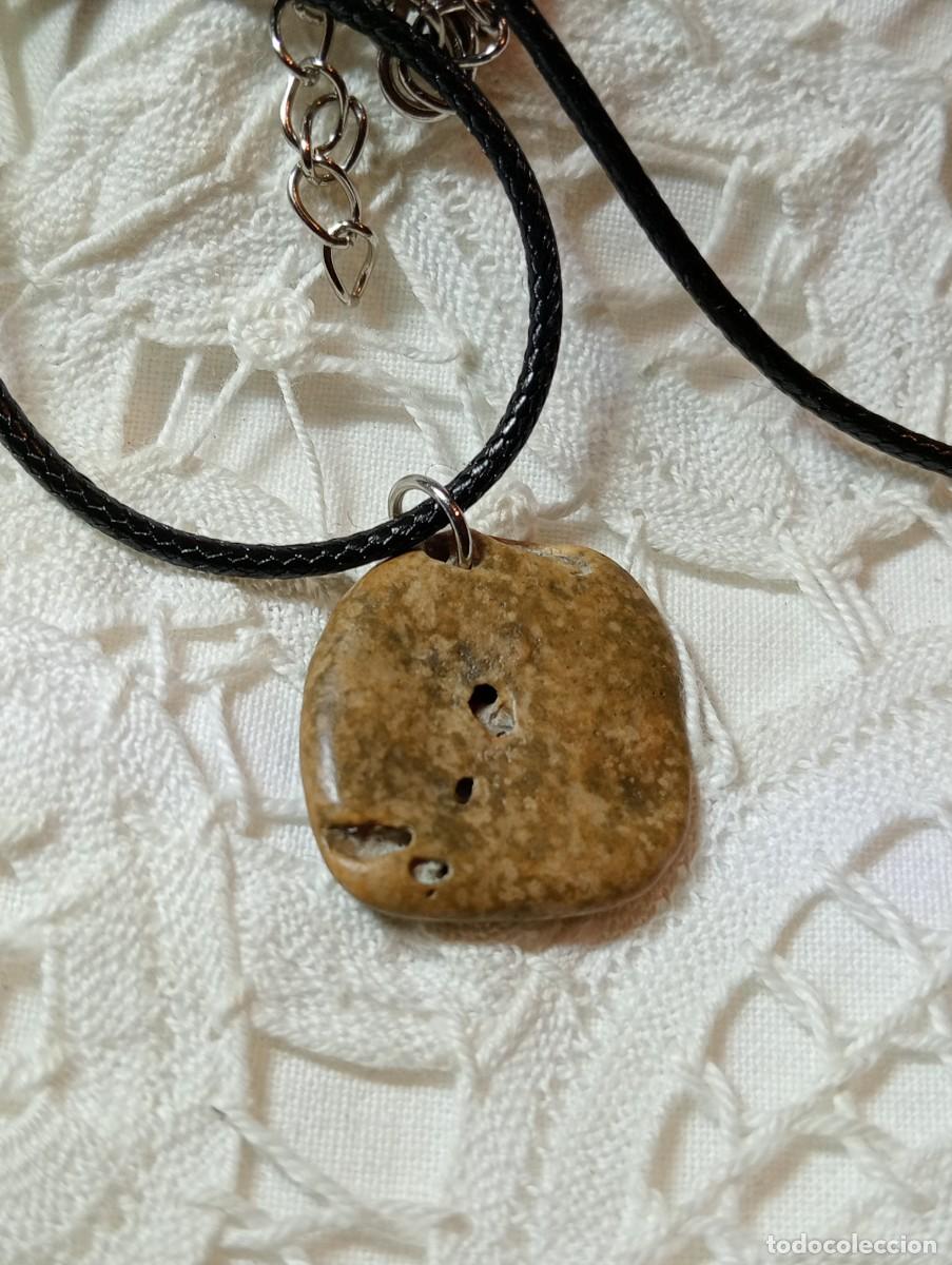 Joyeria: COLGANTE DE SERPENTINA &rdquo;BRUJA&rdquo; EN BRUTO (SIN USAR) - Foto 3