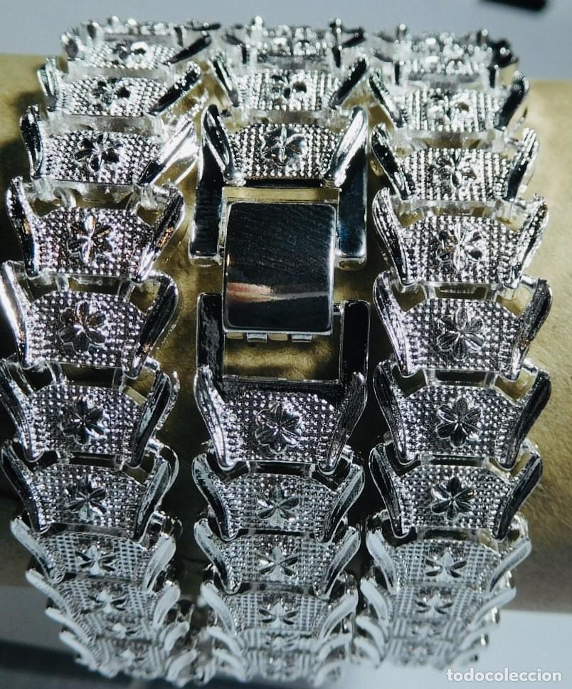 Joyeria: tres pulseras de plata de ley 925, de eslabones articulados