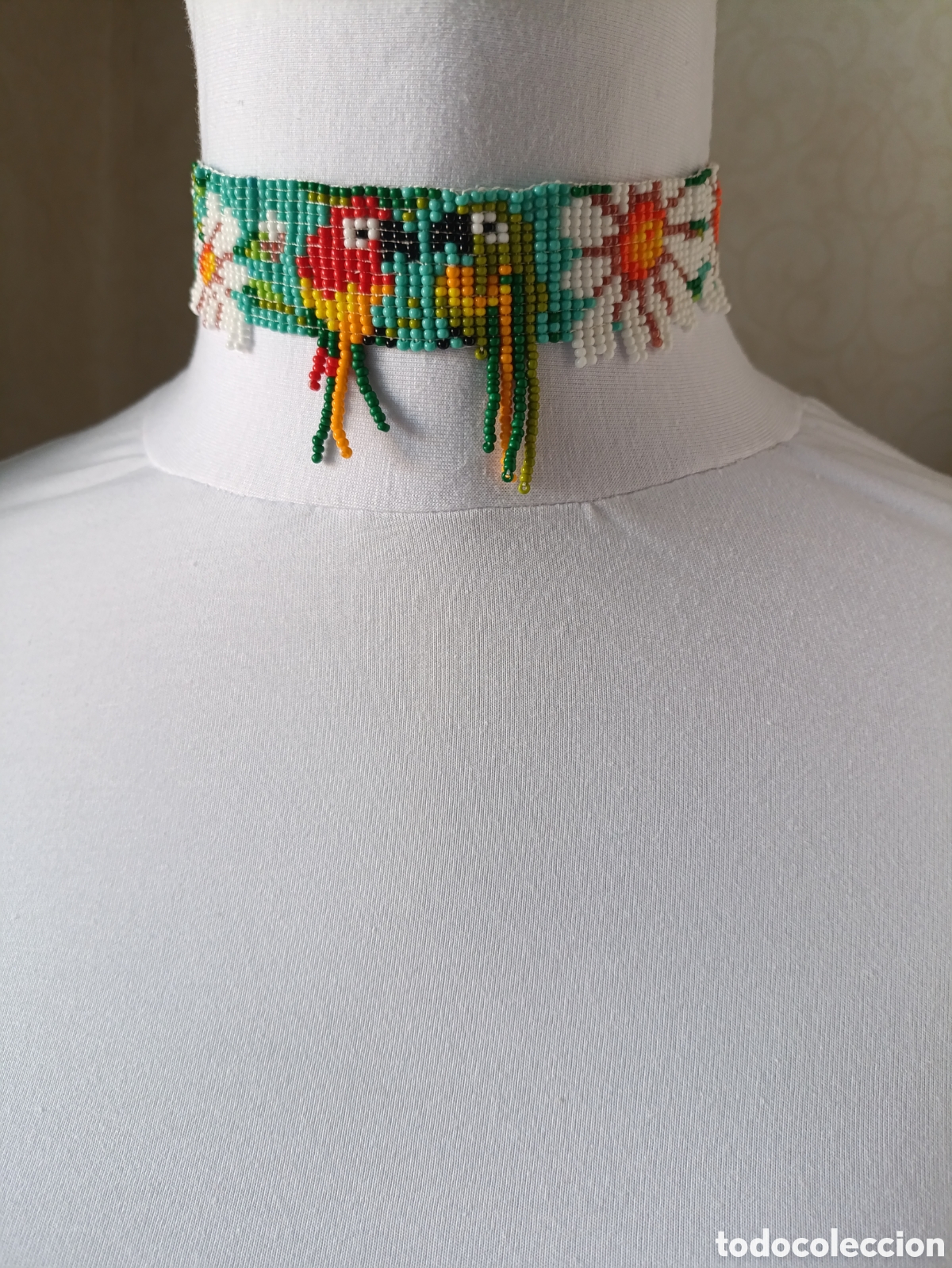 Joyeria: Choker naturaleza, collar margaritas blancas.