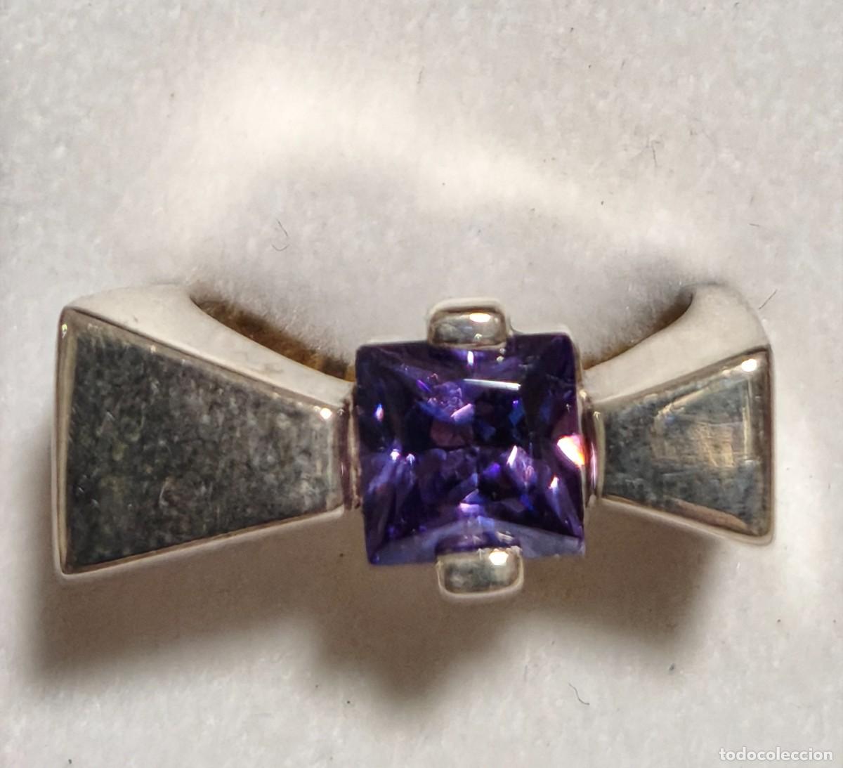 Joyeria: Anillo de plata de Ley 925 mm. con piedra malva (NUEVO)