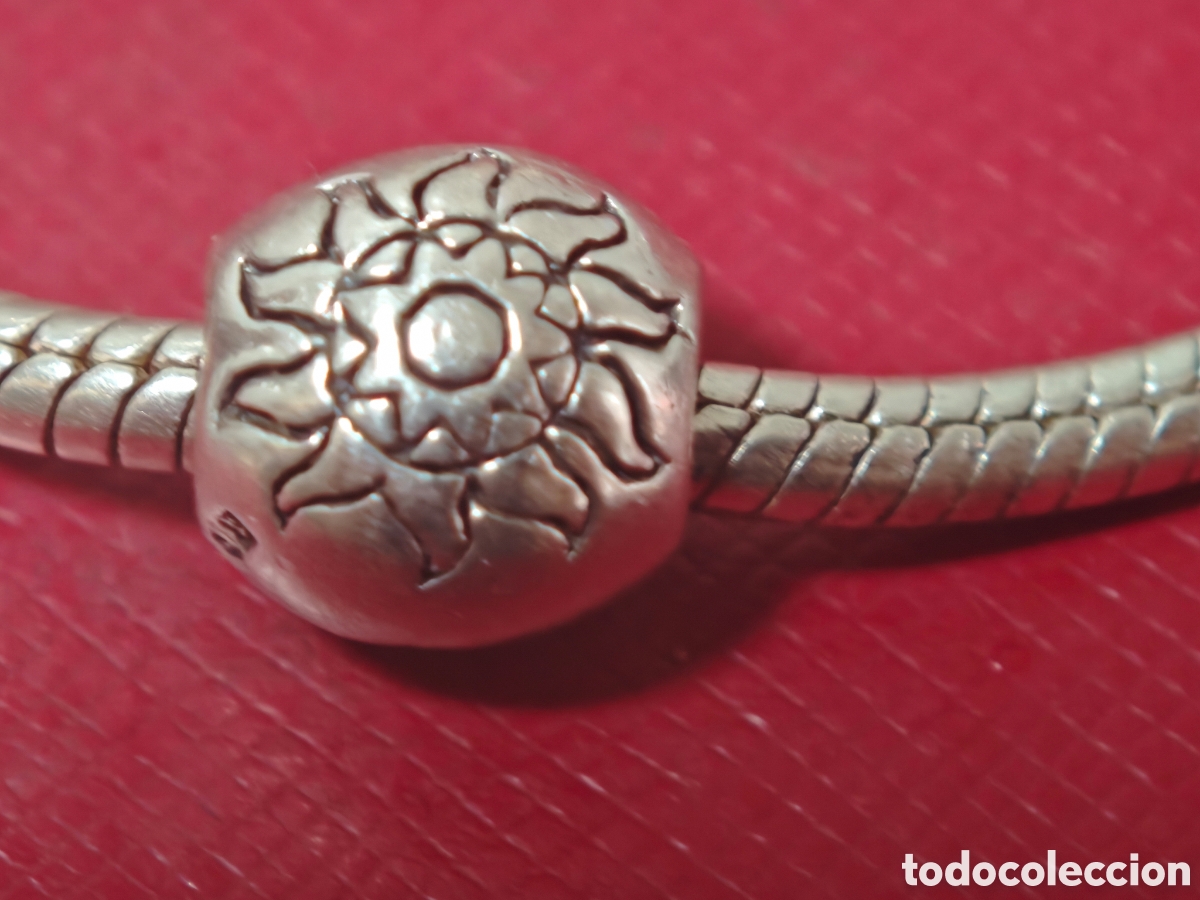 Joyeria: Bonito charm en plata de ley sol