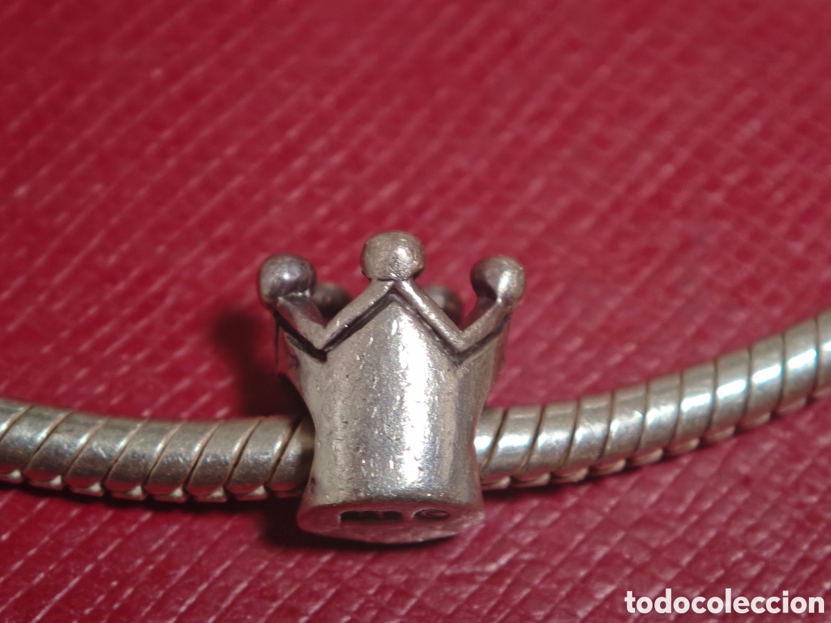 Joyeria: Charm en plata de ley corona