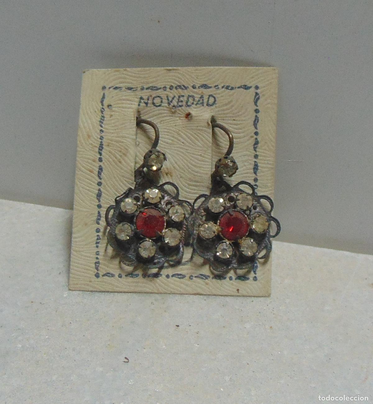Joyeria: PEQUE&Ntilde;OS PENDIENTES DE ANTIGUA JOYERIA, TEMA RELIGIOSO
