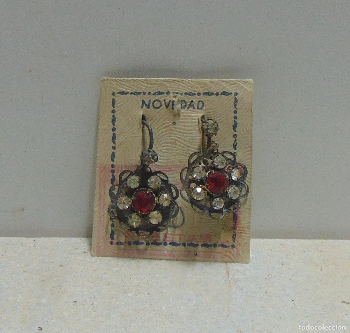 Joyeria: PEQUE&Ntilde;OS PENDIENTES DE ANTIGUA JOYERIA, TEMA RELIGIOSO