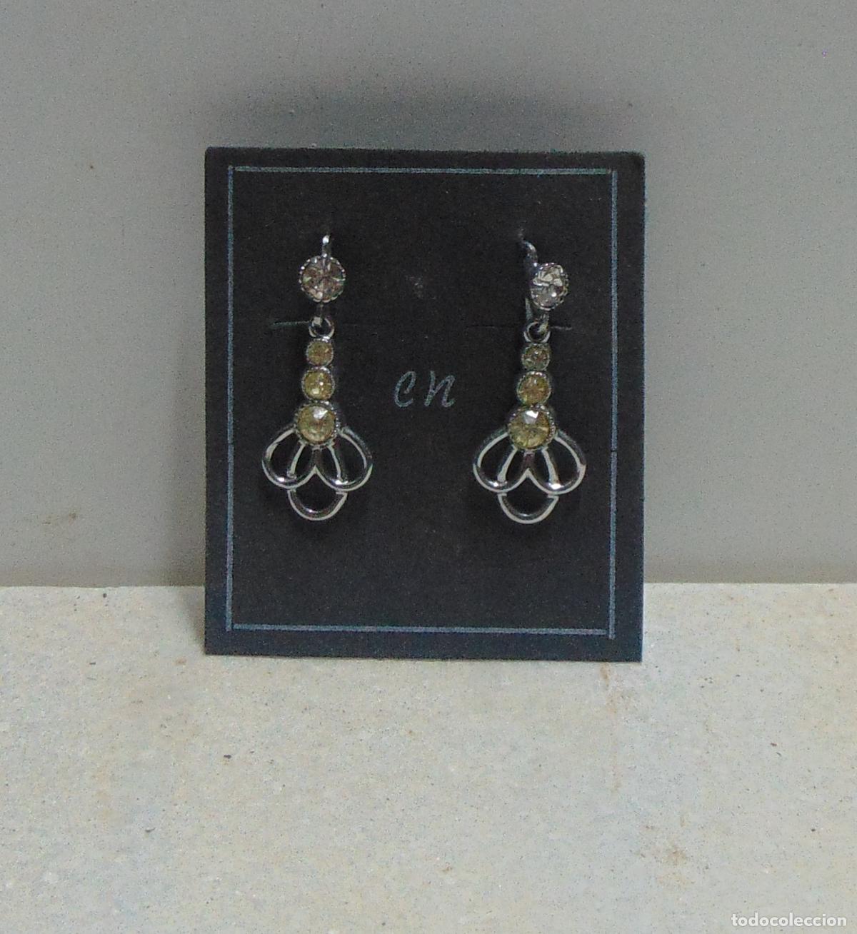 Joyeria: PEQUE&Ntilde;OS PENDIENTES DE ANTIGUA JOYERIA, TEMA RELIGIOSO