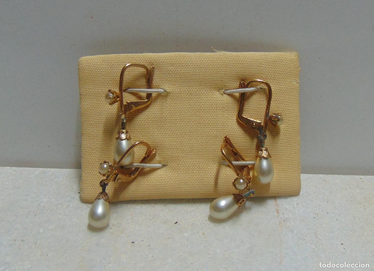 Joyeria: PEQUE&Ntilde;OS PENDIENTES DE ANTIGUA JOYERIA, TEMA RELIGIOSO