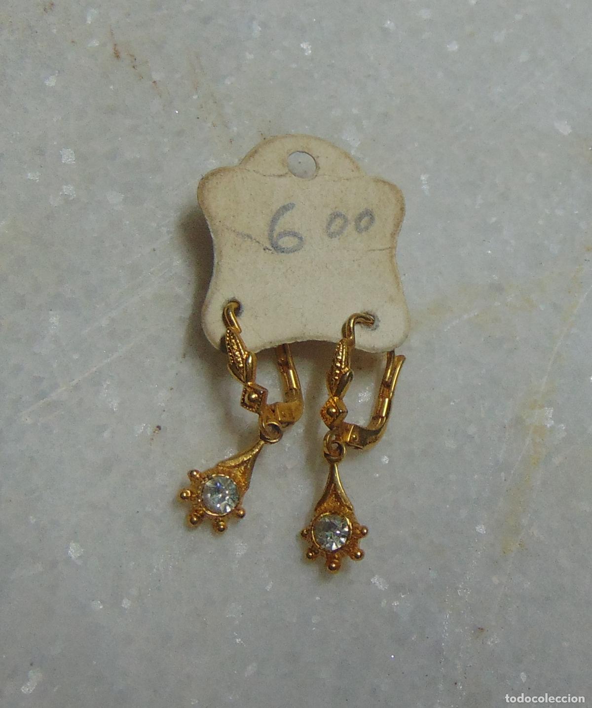 Joyeria: PEQUE&Ntilde;OS PENDIENTES DE ANTIGUA JOYERIA, TEMA RELIGIOSO