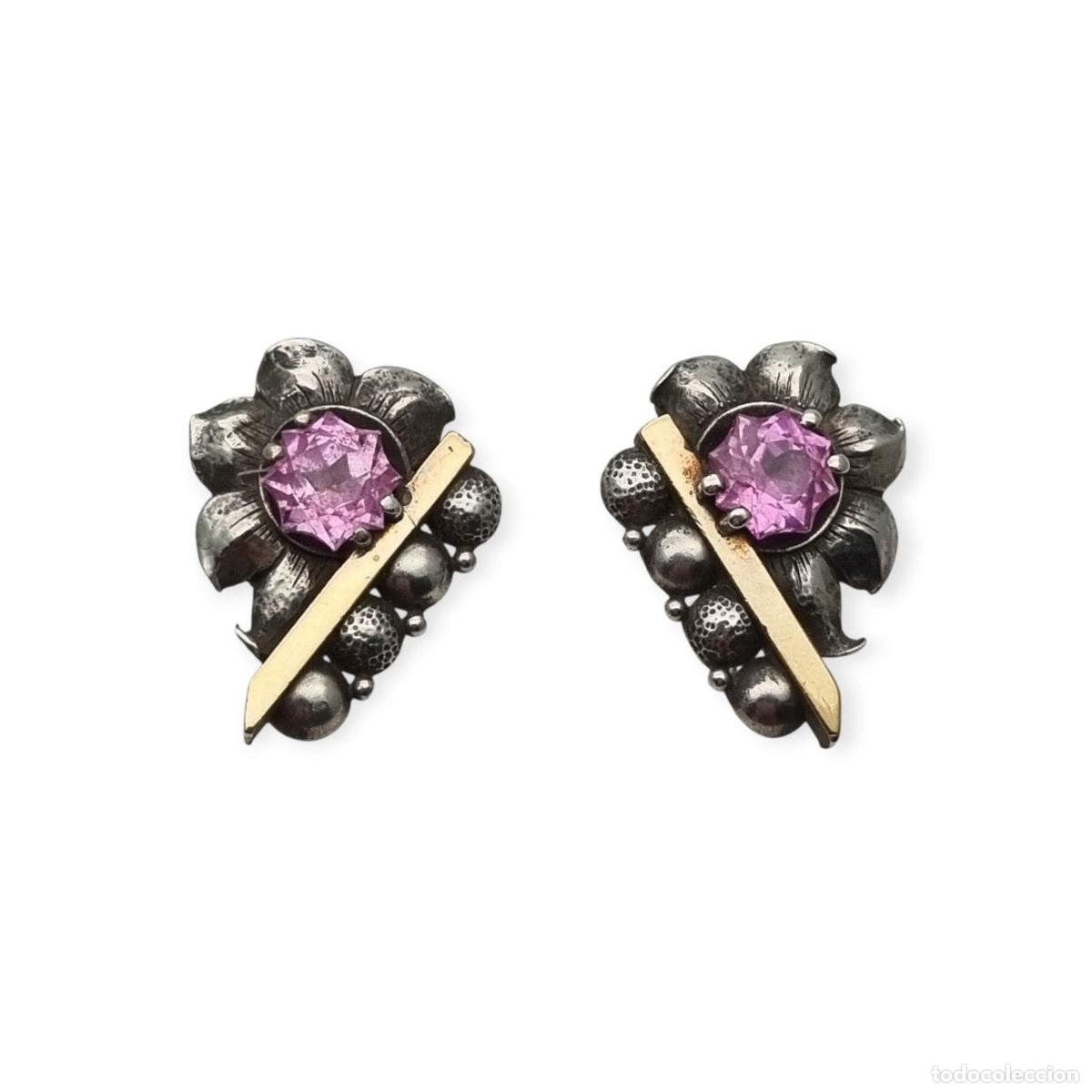 Joyeria: Pendientes Art D&eacute;co en plata con vistas de oro y piedras rosas facetadas, circa 1930&ndash;1940