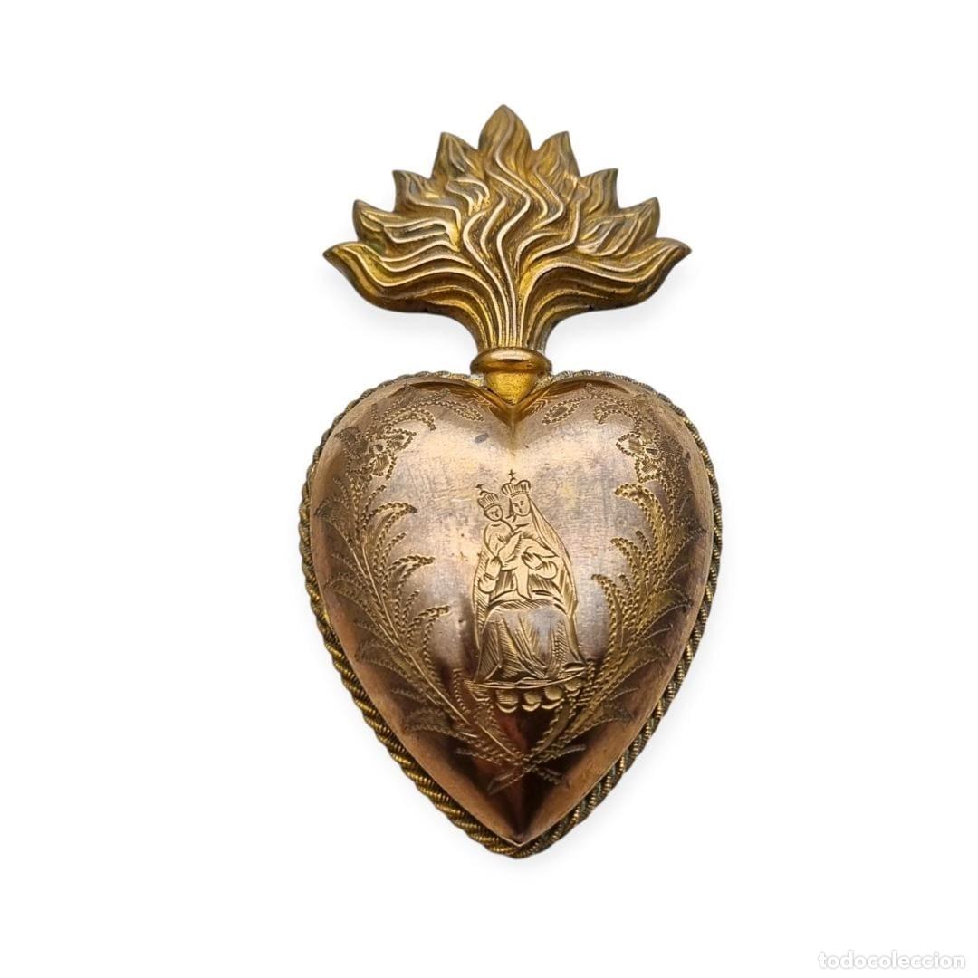 Joyeria: Exvoto mariano antiguo, coraz&oacute;n dorado de devoci&oacute;n, Francia probable, siglo XIX