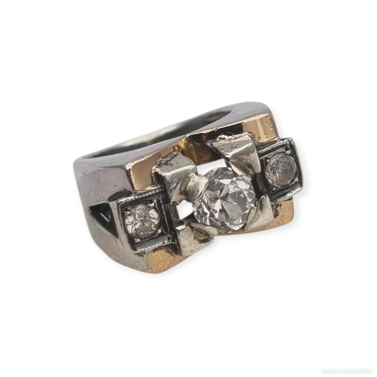 Joyeria: Anillo Art D&eacute;co en plata con vistas doradas y piedras incoloras, circa 1940&ndash;1950