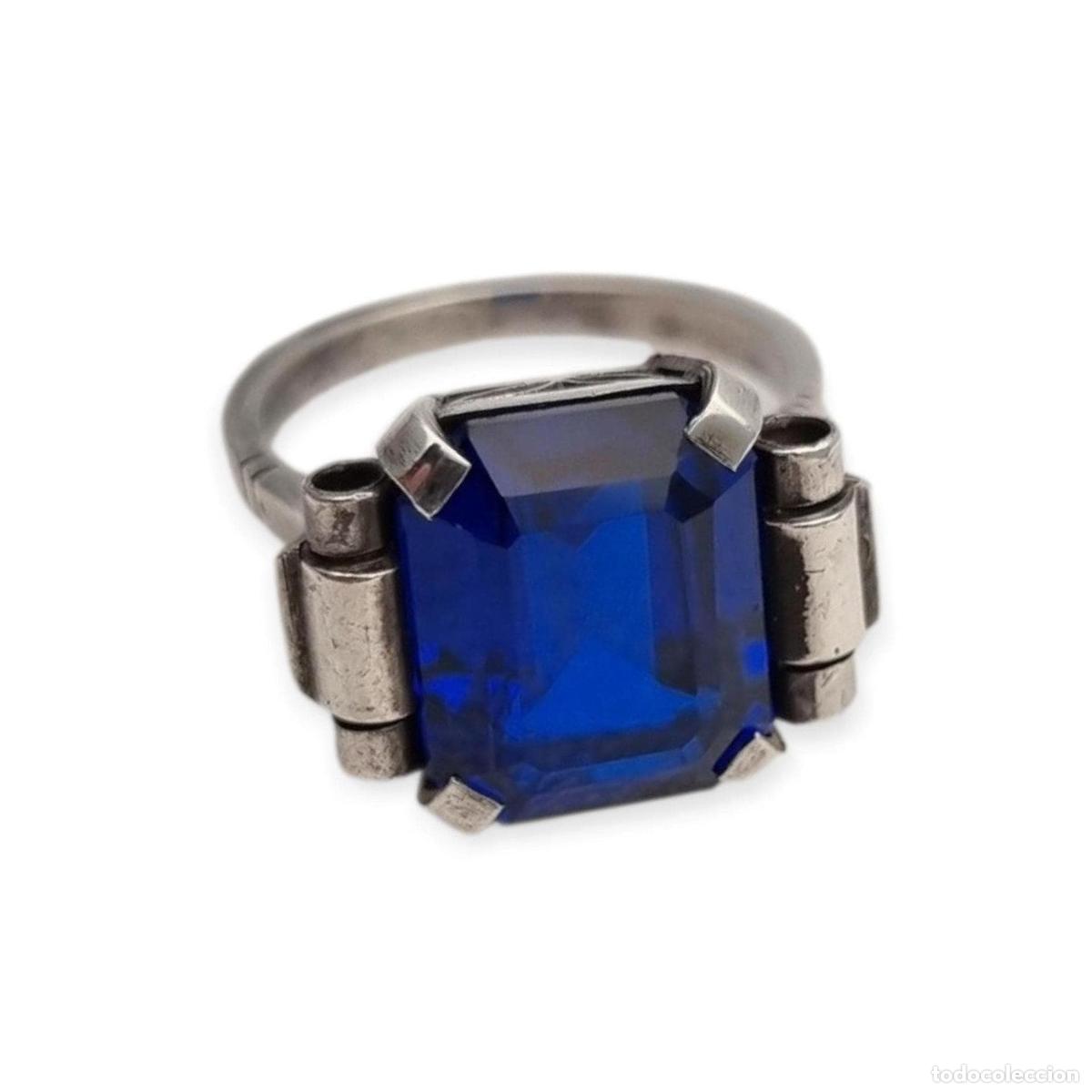 Joyeria: Anillo antiguo Art D&eacute;co en plata con cristal azul facetado, ca. 1930-1940