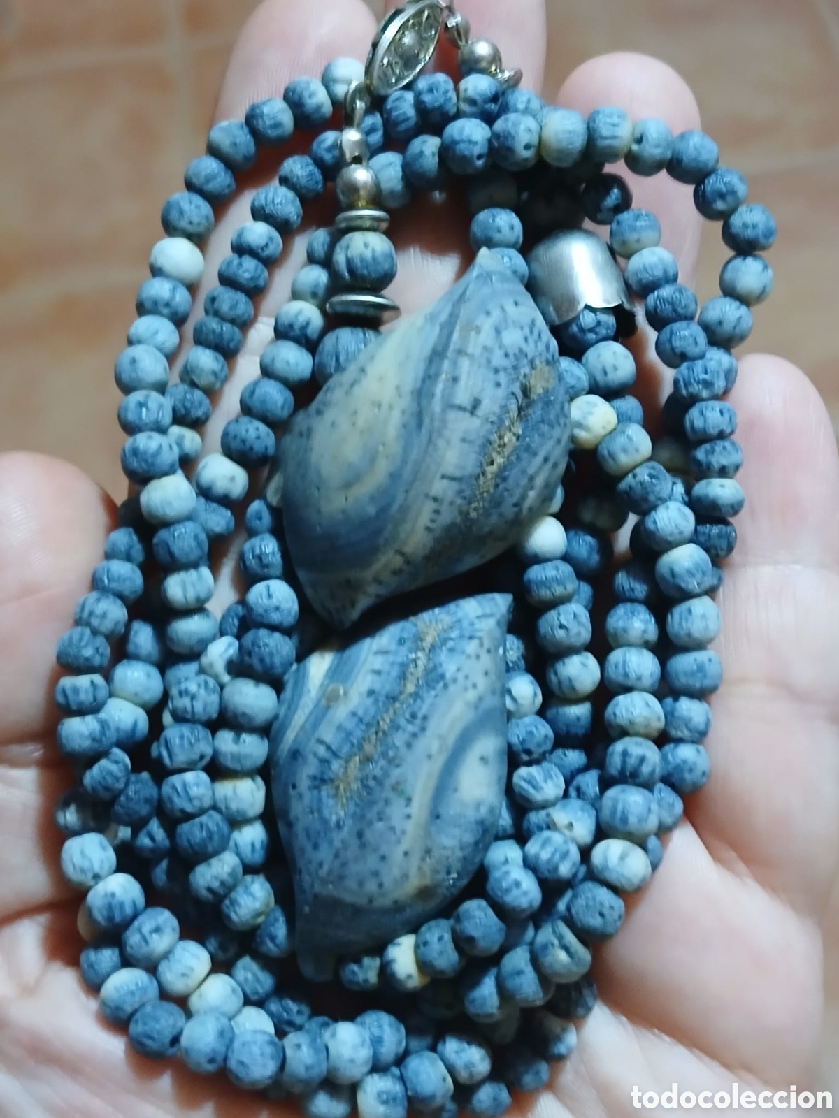 Joyeria: Conjunto Vintage Antiguo: Collar 3 Hilos + Pendientes de Clip en Coral Esponja Azul