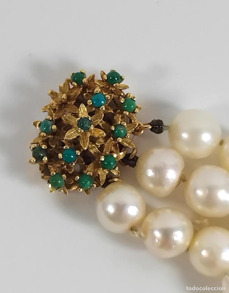 Jewelry: 18 k Oro, turquesas y perlas. Collar de perlas