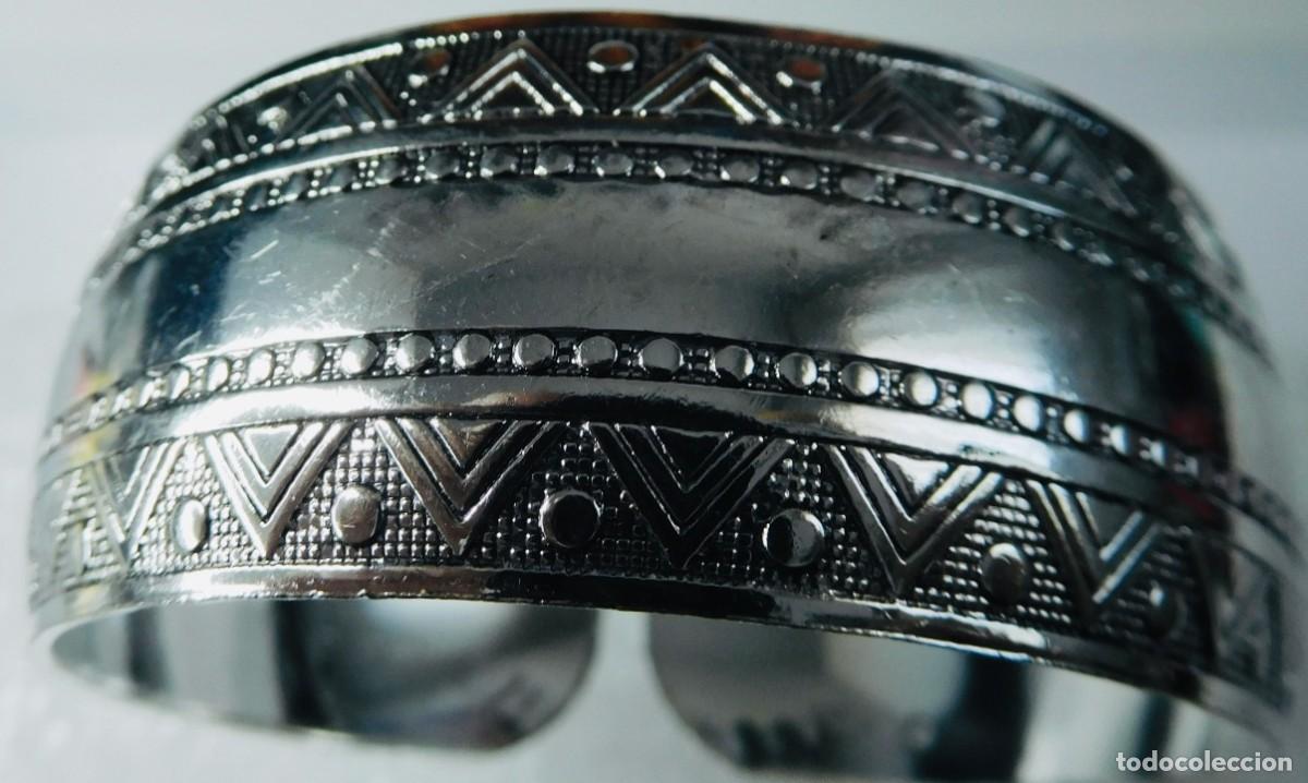 Joyeria: Pulsera ancha vintaje - Foto 2