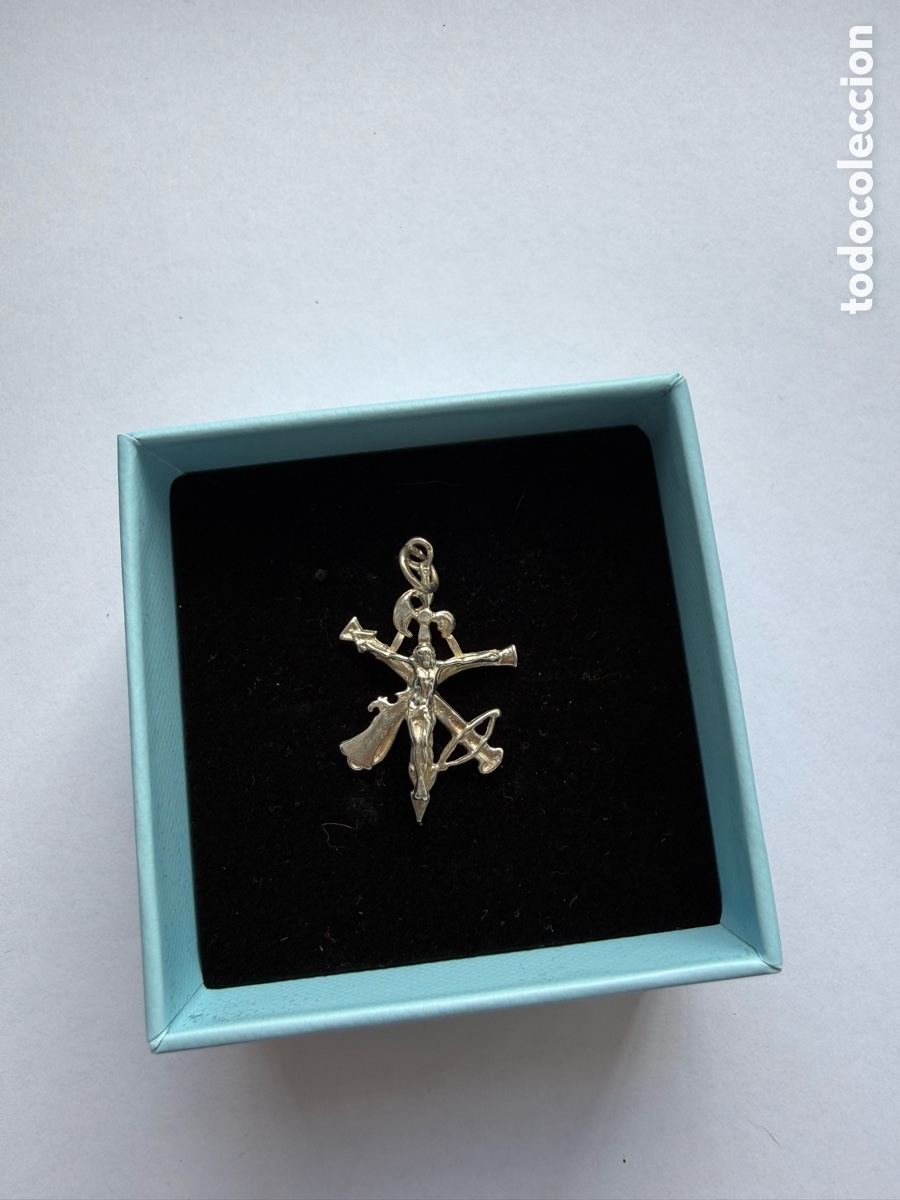 Joyeria: Colgante Cruz de la Legi&oacute;n de Plata de Ley 925 (Cristo de la Buena Muerte)