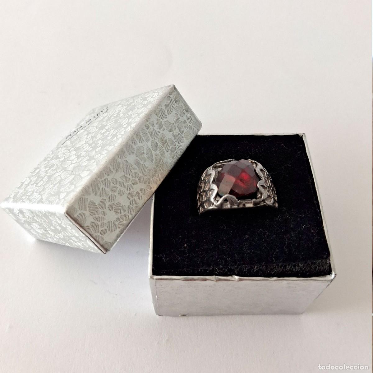 Joyeria: ANILLO DE PLATA HECHO A MANO EN MARRUECOS CON PIEDRA ROJA