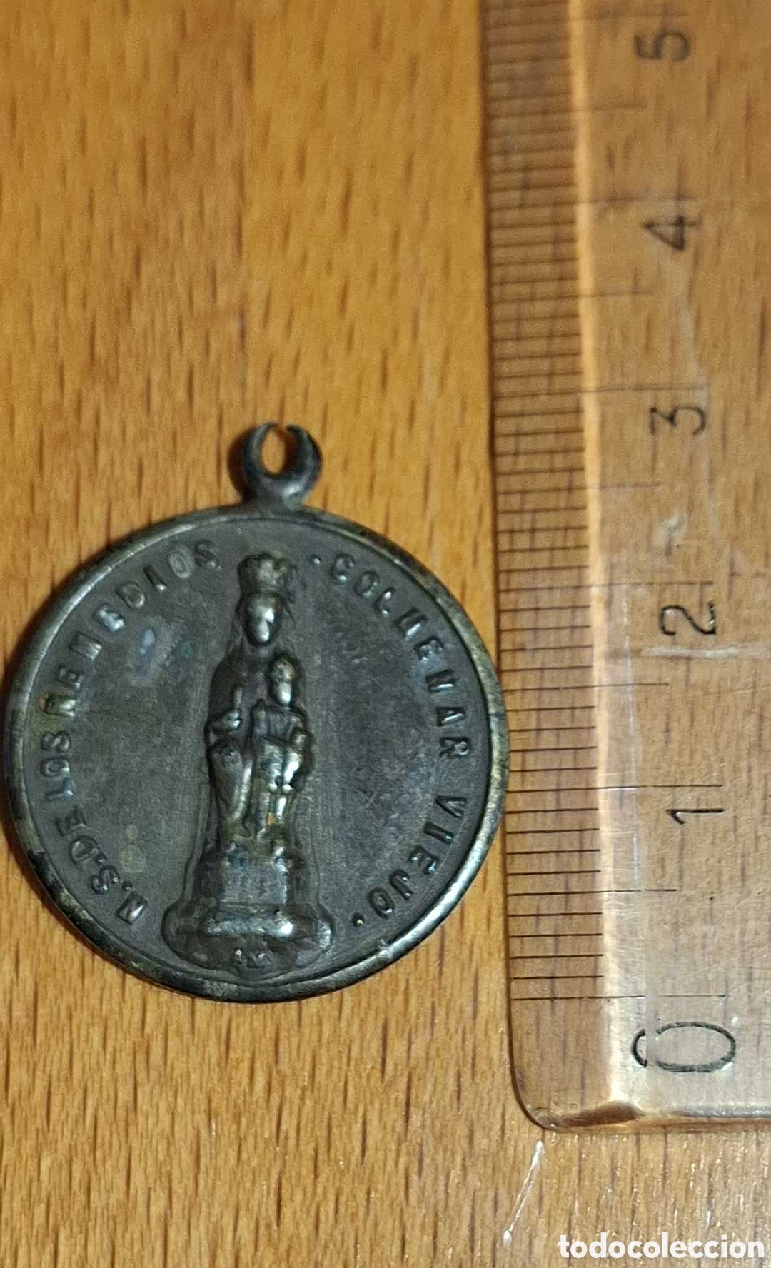 Joyeria: Medalla Antigua Virgen de las Fuentes. San Juan del Olmo. Avila.