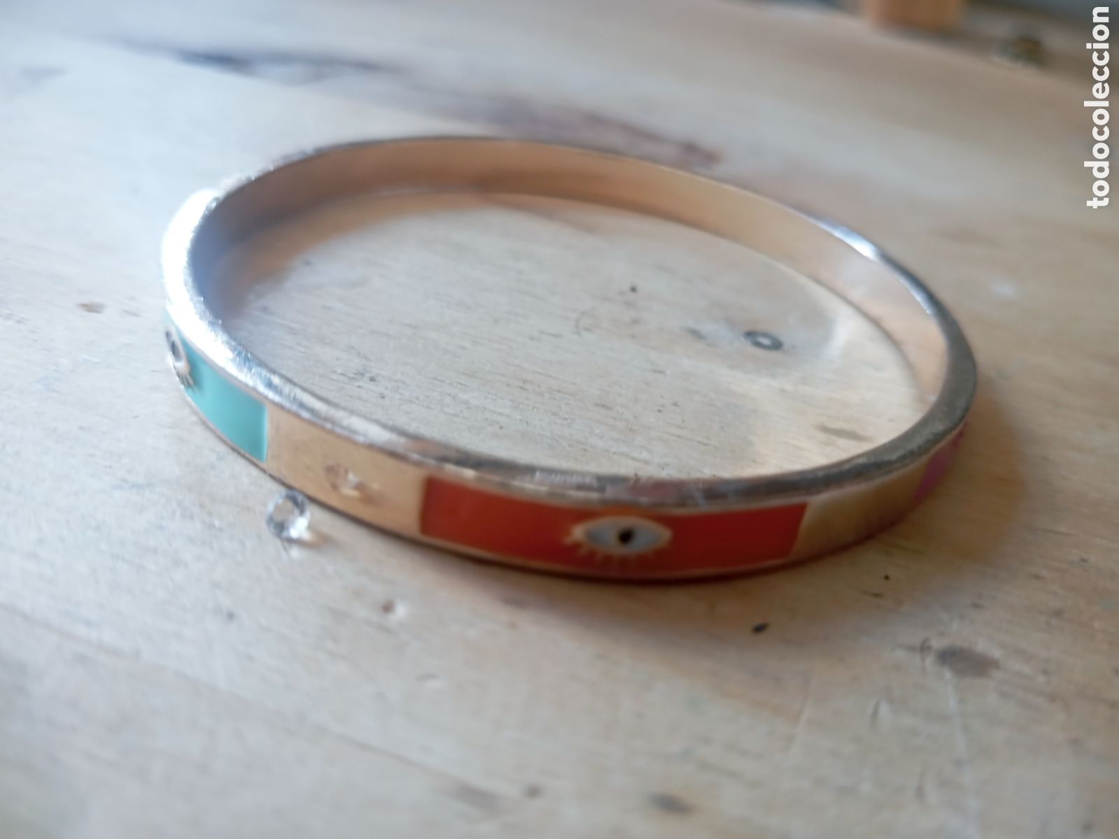 Joyeria: BONITO BRAZALETE RIGIDO. OJO TURCO BA&Ntilde;O DORADO. ESMALTE. ANTIGUO