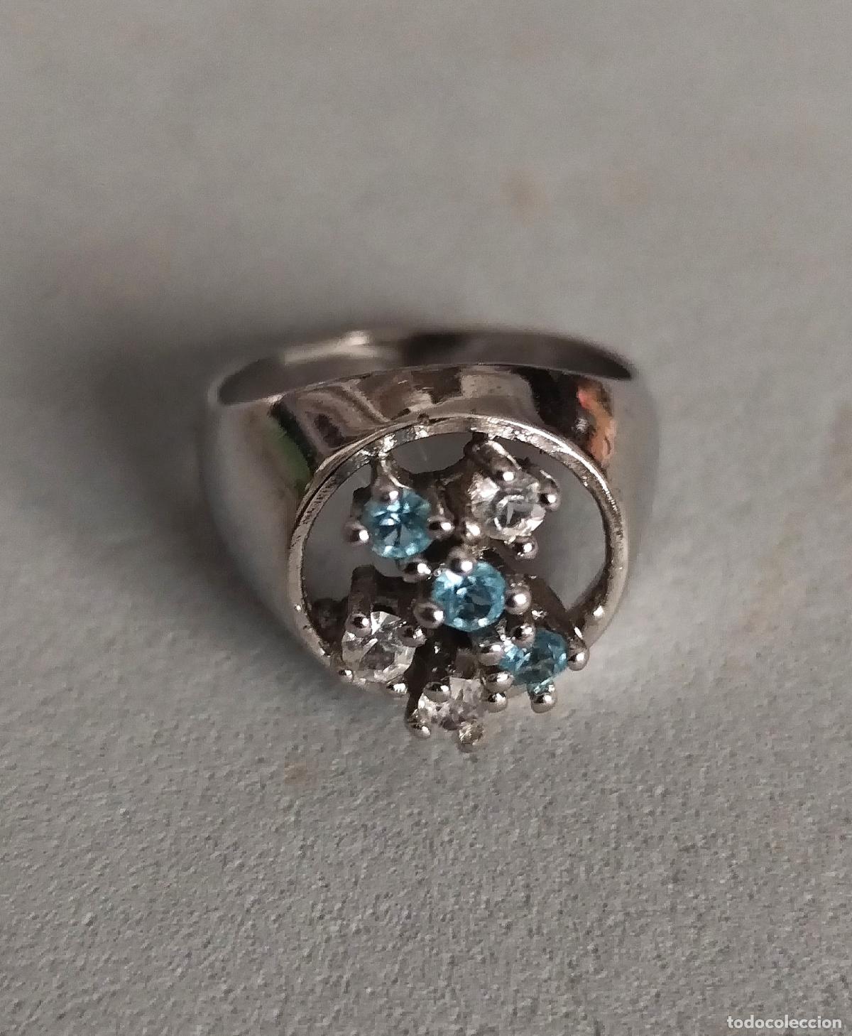 Joyeria: Anillo de plata de ley contrastada, con circonitas. - Foto 2