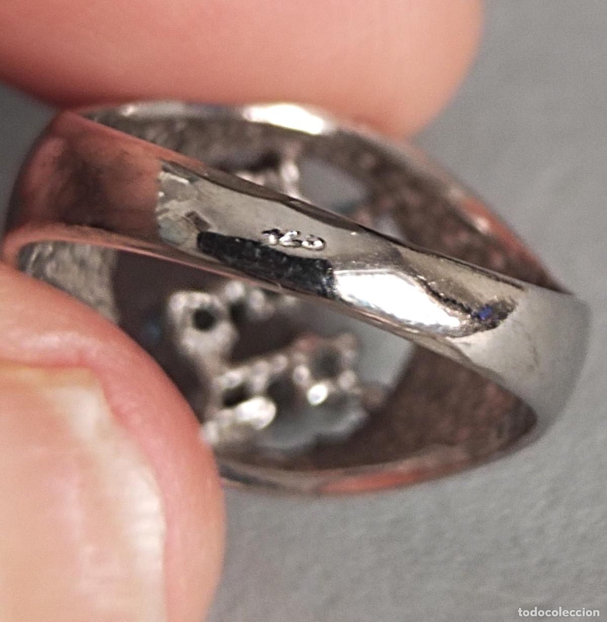 Joyeria: Anillo de plata de ley contrastada, con circonitas. - Foto 4