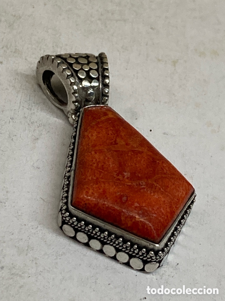 Joyeria: Colgante de plata coral C667
