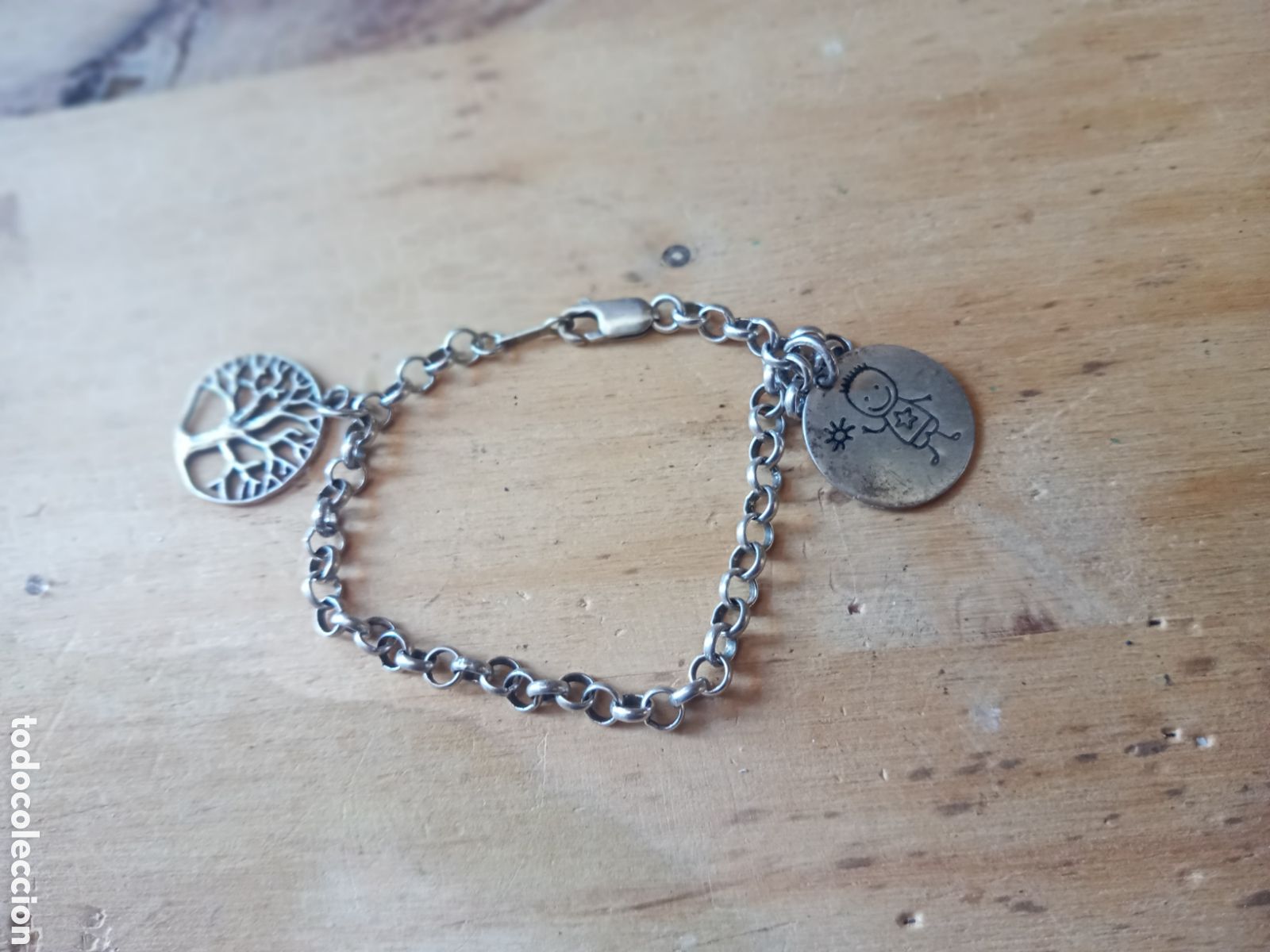 Joyeria: BONITA PULSERA CON COLGANTES PLATA 925. ANTIGUA