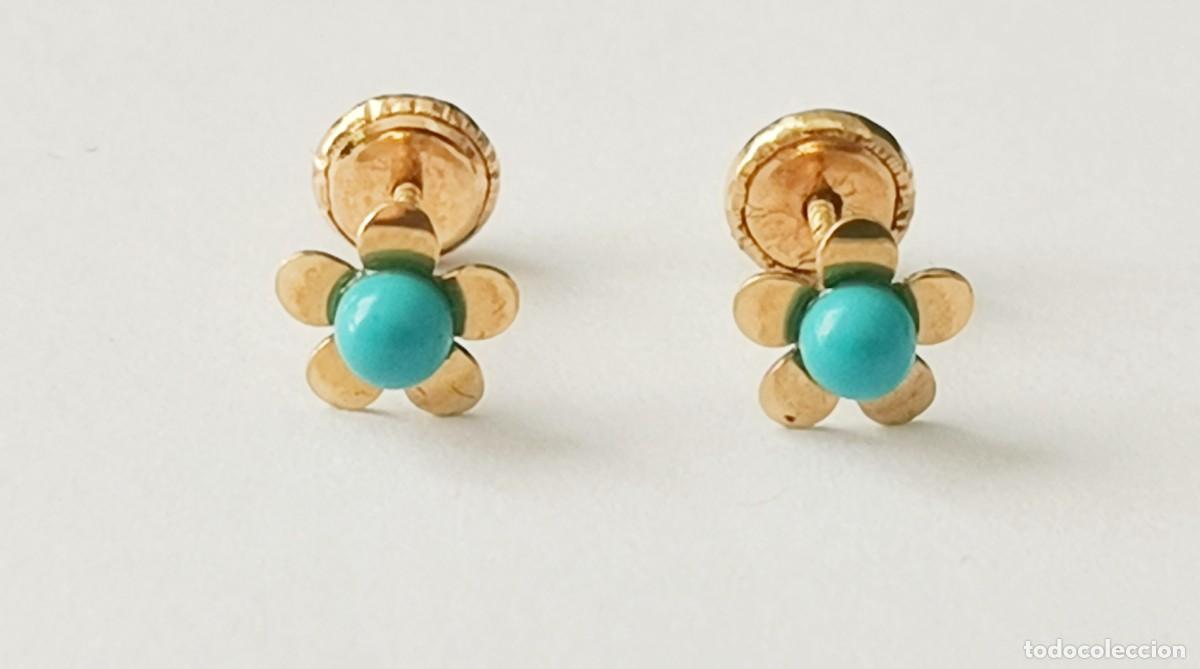 Joyeria: Pendientes Beb&eacute; Oro 18k Flor y Turquesa Cierre Rosca (0,52 g) Preciosos pendientes de beb&eacute; o ni&ntilde;a e