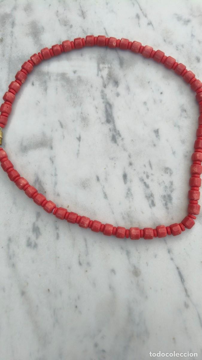 Joyeria: Collier ancien corail bambou