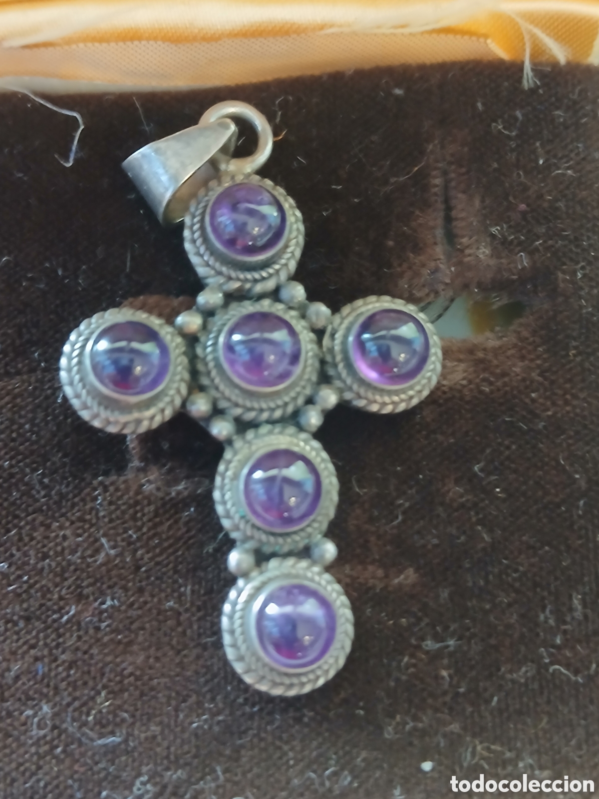 Joyeria: Cruz de plata piedras