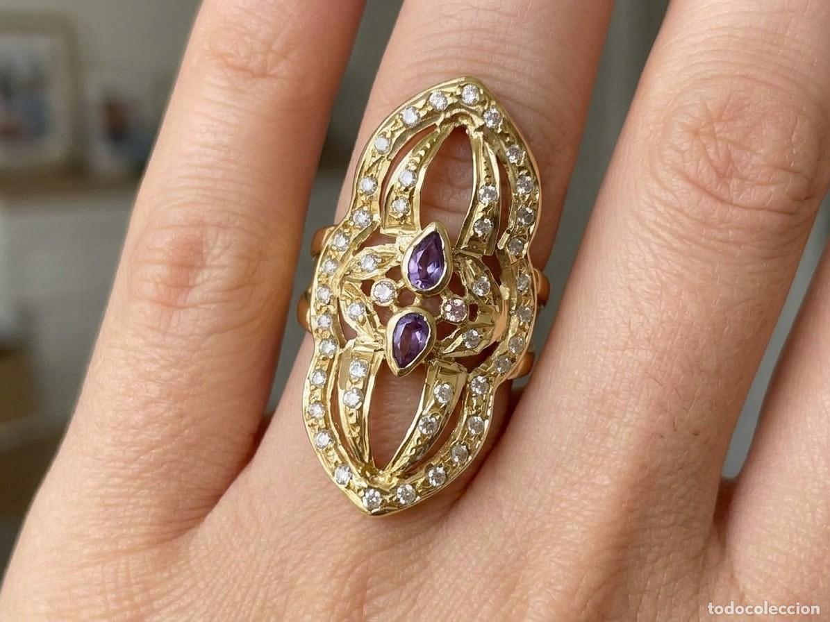 Joyeria: Anillo de C&oacute;ctel Lanzadera en Oro Amarillo de 18k (Ley 750) &ndash; Gemas L&aacute;grima P&uacute;rpura