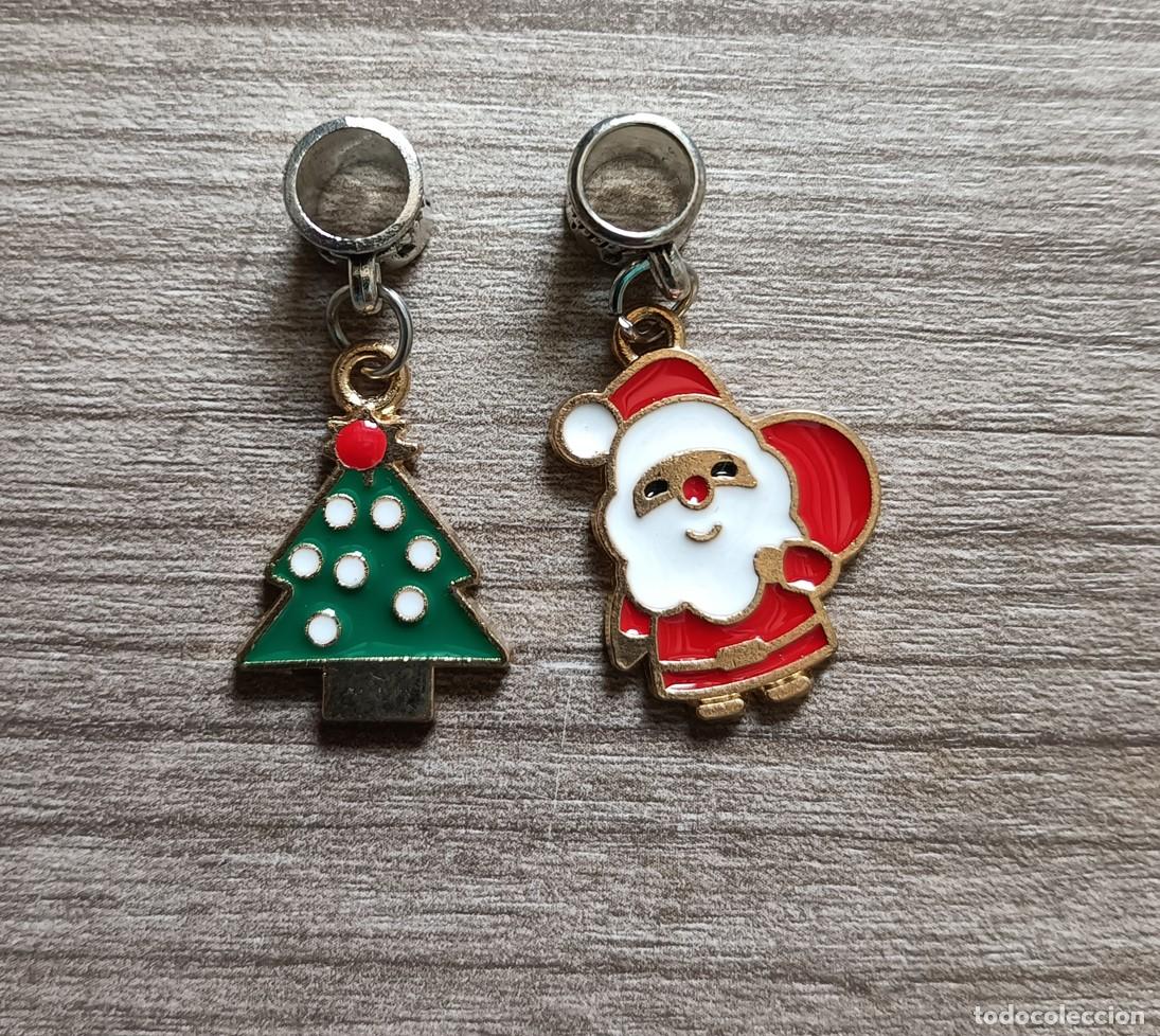 Joyeria: Lote 2 colgantes charm de Navidad - no se de que tipo de metal son