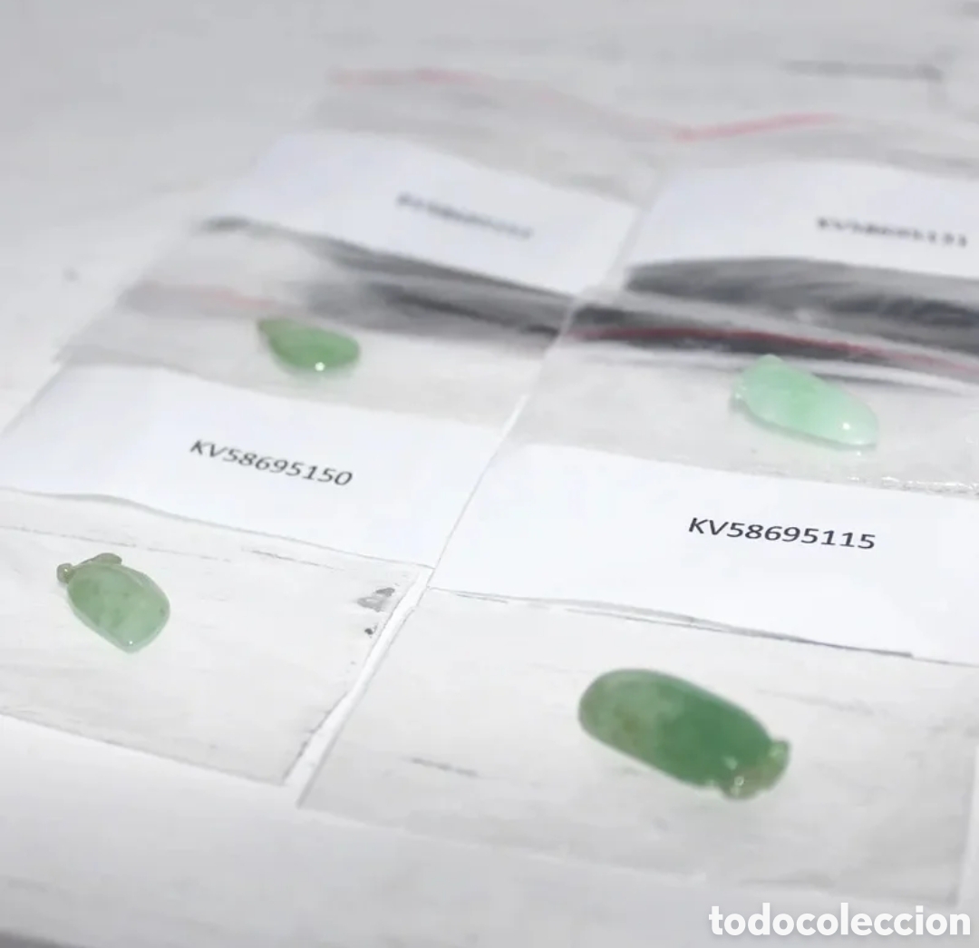 Jewelry: Lote de cuatro piezas de jade&iacute;ta natural de tipo A