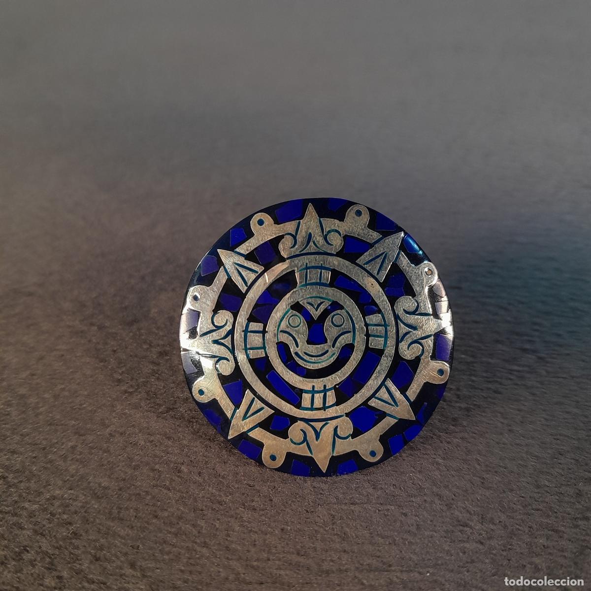 Joaillerie: J-4600. BROCHE DE PLATA Y ESMALTE AZTECA. 1970