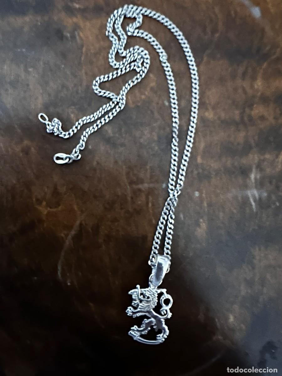 Joaillerie: COLGANTE Y CADENA EN PLATA 925 - LE&Oacute;N HER&Aacute;LDICO DE FINLANDIA (SUOMEN LEIJONA)
