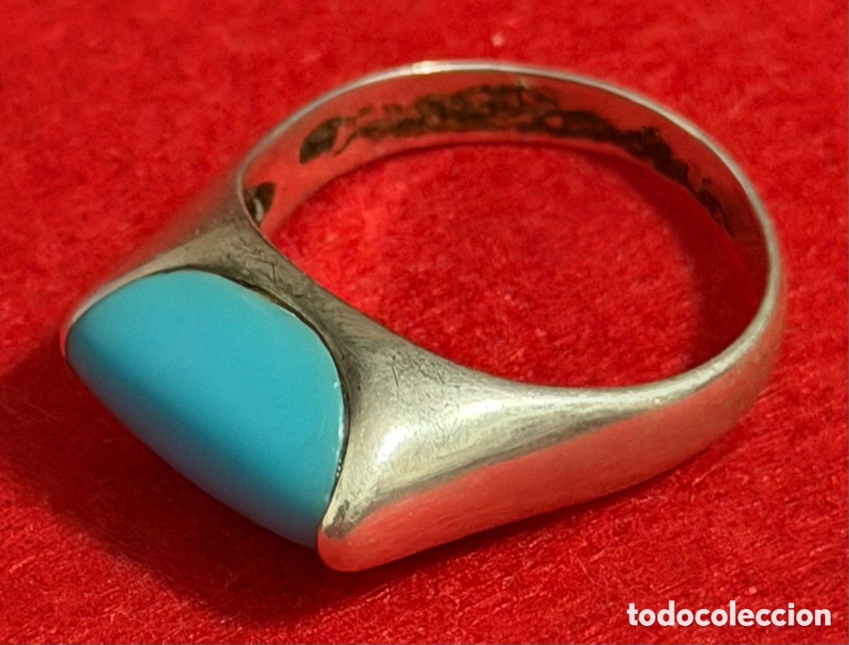 Joyeria: Hermoso Anillo, en plata de ley y piedra azul, de dise&ntilde;o de los a&ntilde;os 70