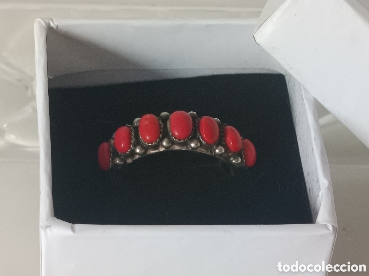 Jewelry: ANILLO CORAL ROJO MEDIA ETERNIDAD PLATA 925 Y CORAL ROJO