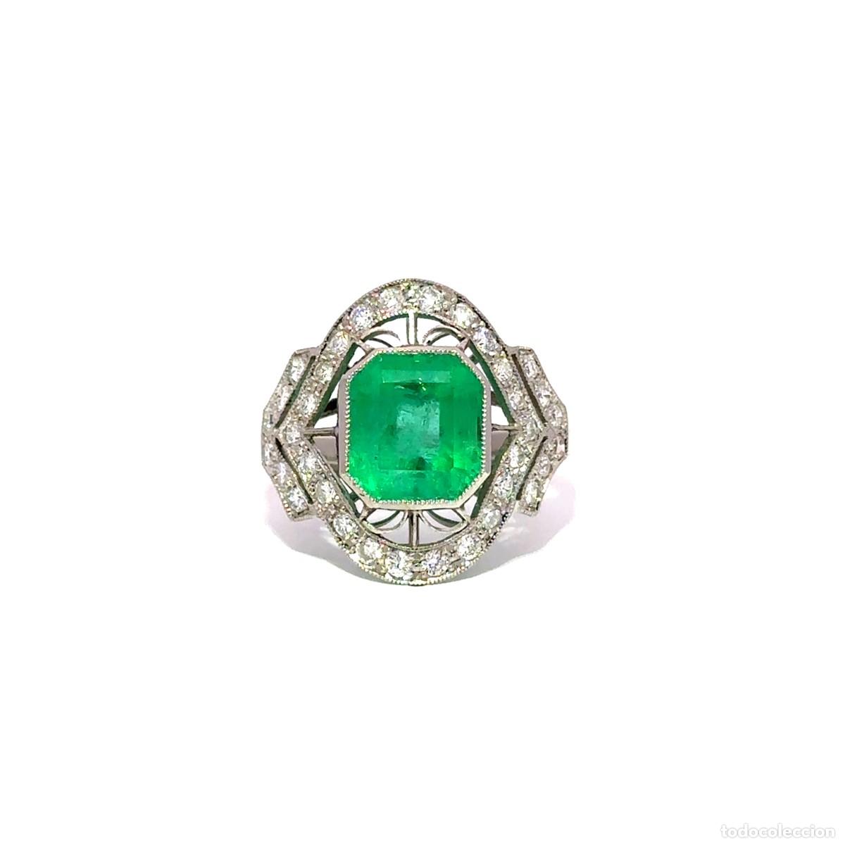 Jewelry: Anillo Vintage Art D&eacute;co &ndash; Esmeralda Colombiana Central y Diamantes Naturales