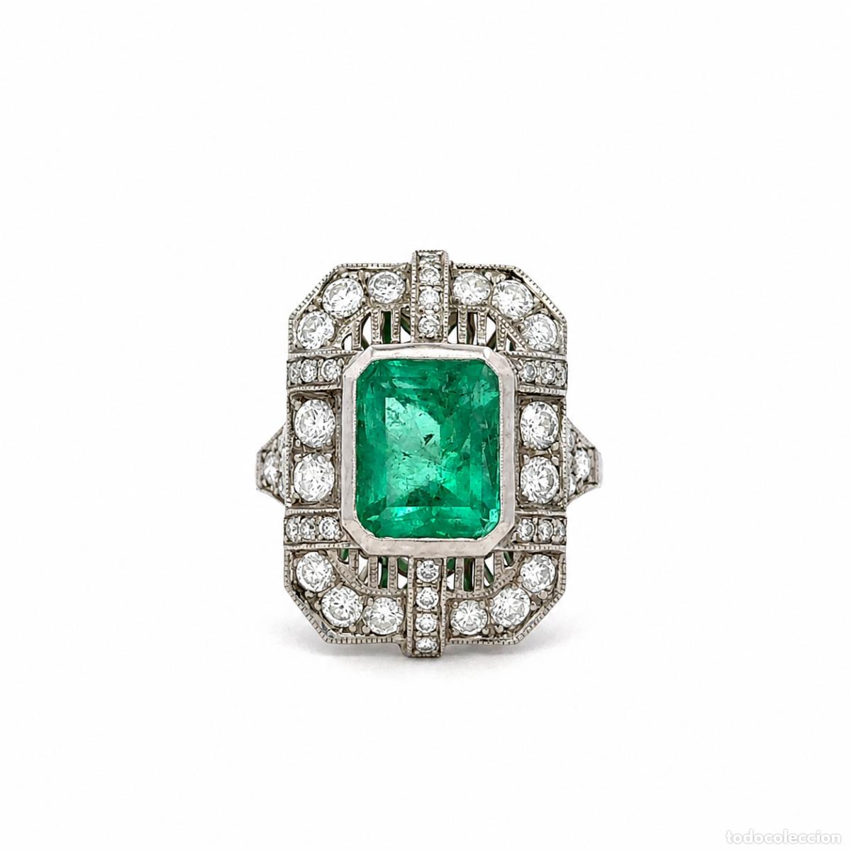 Jewelry: Anillo Art D&eacute;co con Esmeralda Colombiana y Diamantes