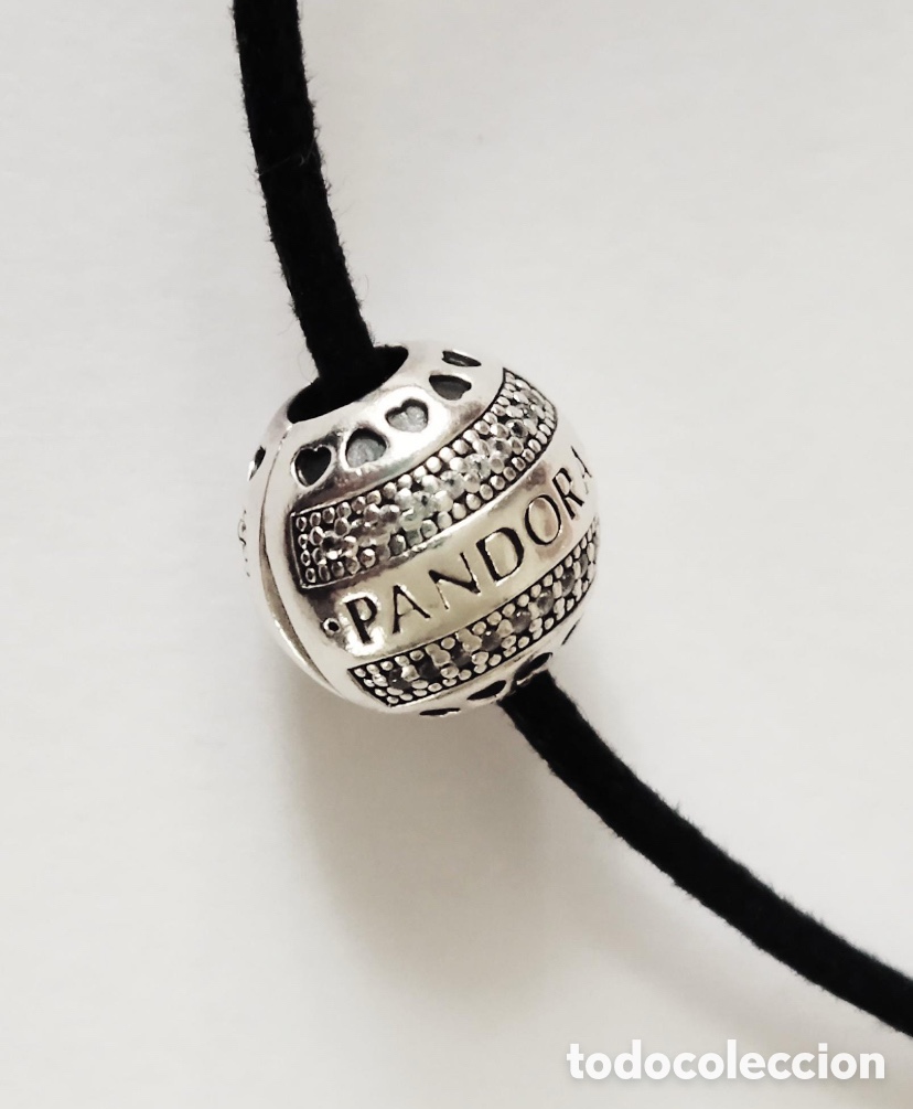 Joyeria: Clip de Pandora original con logotipo redondo en plata esterlina - 797433CZ