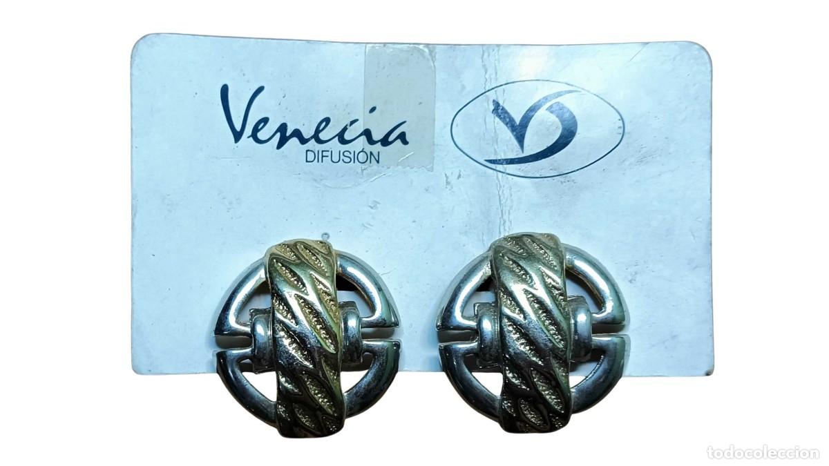 Jewelry: PENDIENTES VINTAGE DE CLIP &ndash; FORMA GEOM&Eacute;TRICA REDONDA &ndash; PLATEADO Y DORADO TEXTURIZADO &ndash; VENECIA DIFU