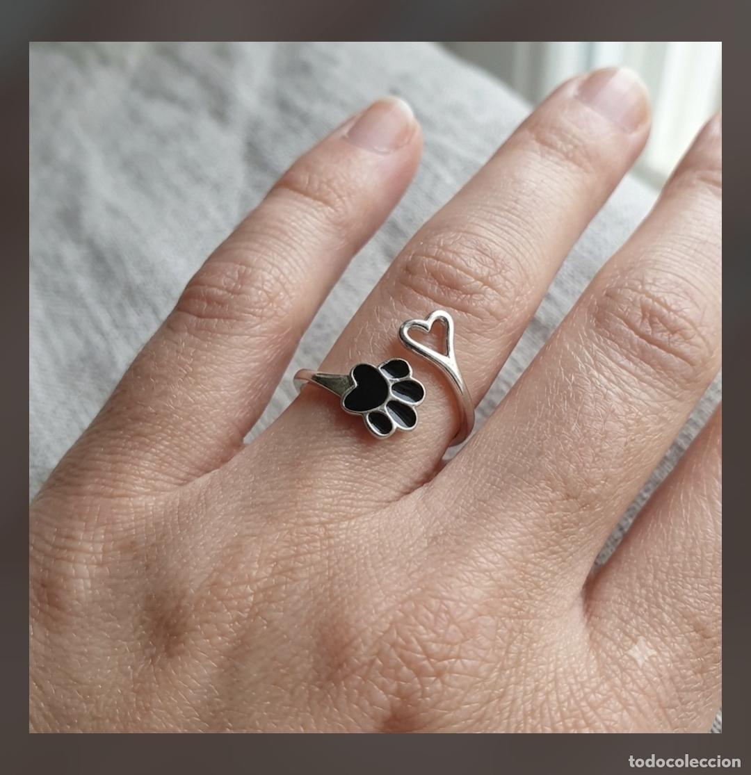 Joaillerie: Bella anillo de huella de perro o gato en plata de ley 925 con detalle de coraz&oacute;n, mascotas.
