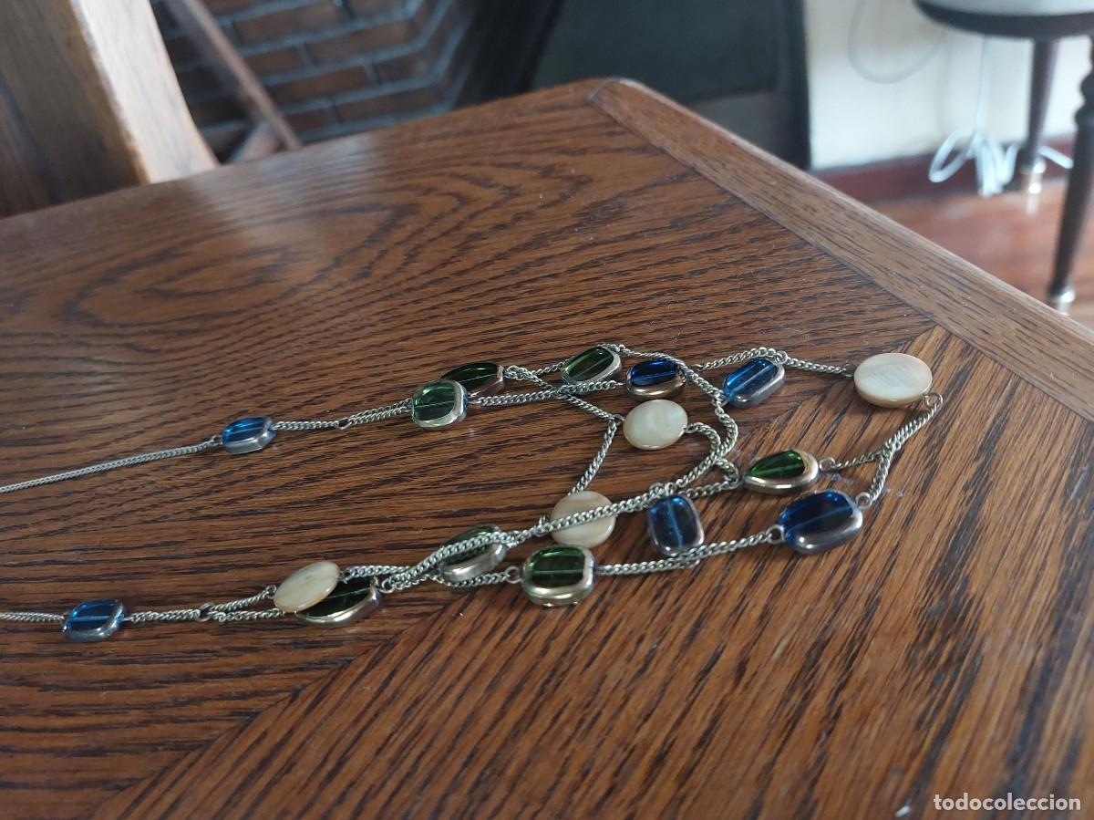 Joyeria: Bonito collar de cristal facetas azul y verde y nacar, chapado en oro